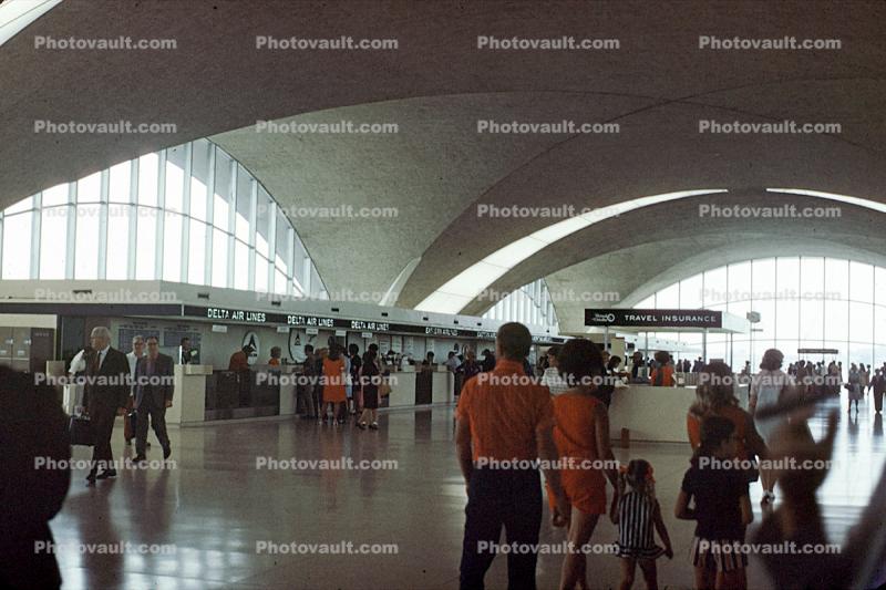 Passengers, Terminal, Inside, Interior, Indoors, June 1971, 1970s