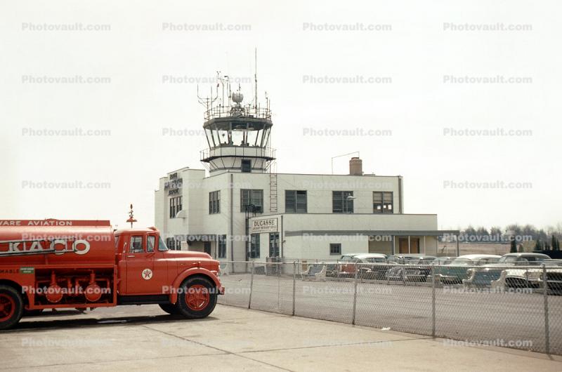 North Philadelphia Aiport PNE, Terminal building, Fuel Truck, 1950s