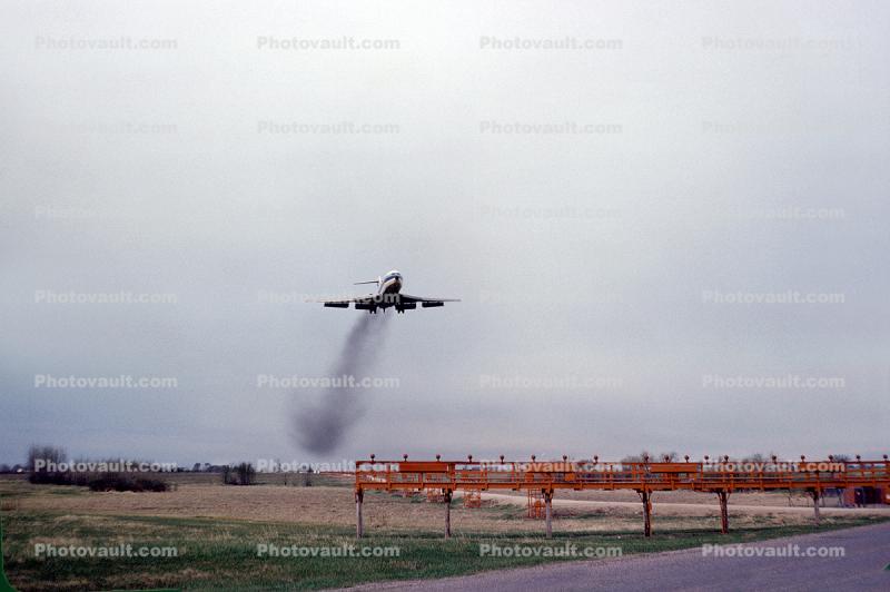 ILS Landing System, 727 Smoke, May 1966, 1960s