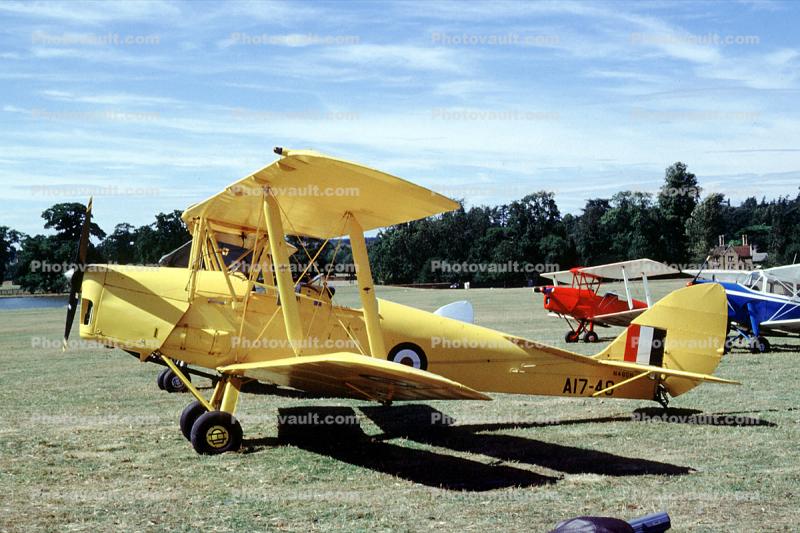 A17-40, De Havilland DH-82A Tiger Moth