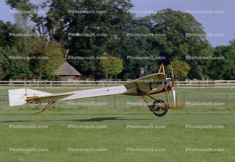 1910 Deperdussin monoplane landing, Airborne, Flight, Flying