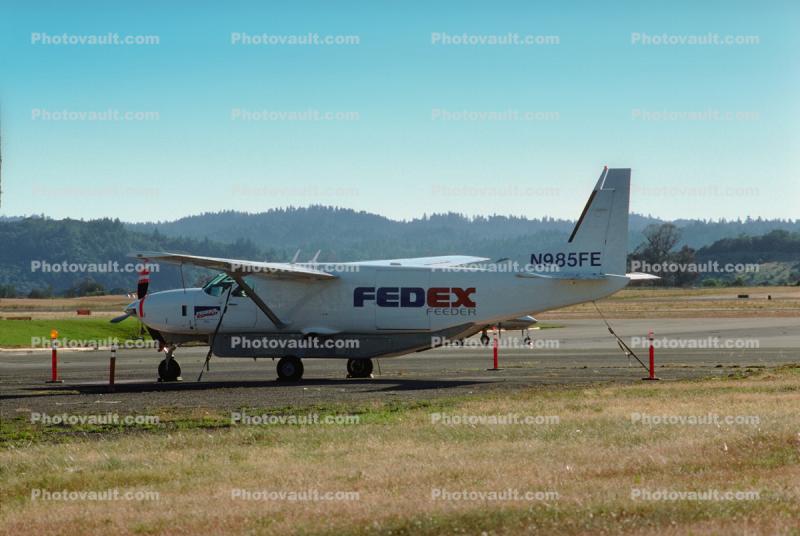 PT6A, N985FE, Cessna Model 208B Caravan, Fed Ex, Federal Express, FedEx Feeder