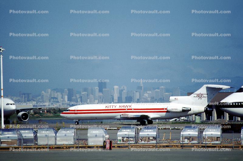 N279US, Kitty Hawk, Boeing 727-251F, JT8D, 727-200 series, San Francisco Skyline