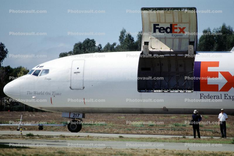 N217FE, FedEx, Federal Express, Boeing 727-2S2F, JT8D-17A, JT8D, 727-200 series