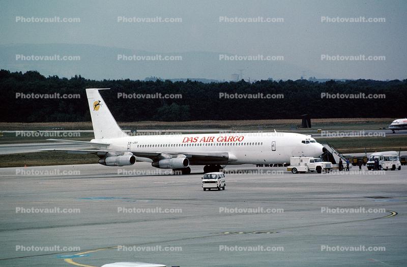 5X-JEF, Boeing 707-379C, JT3D, JT3D-3B s2