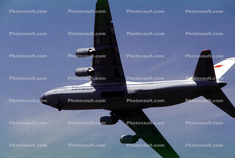Russian Antonov An-124 at Abbotsford Canada, CCCP-820047