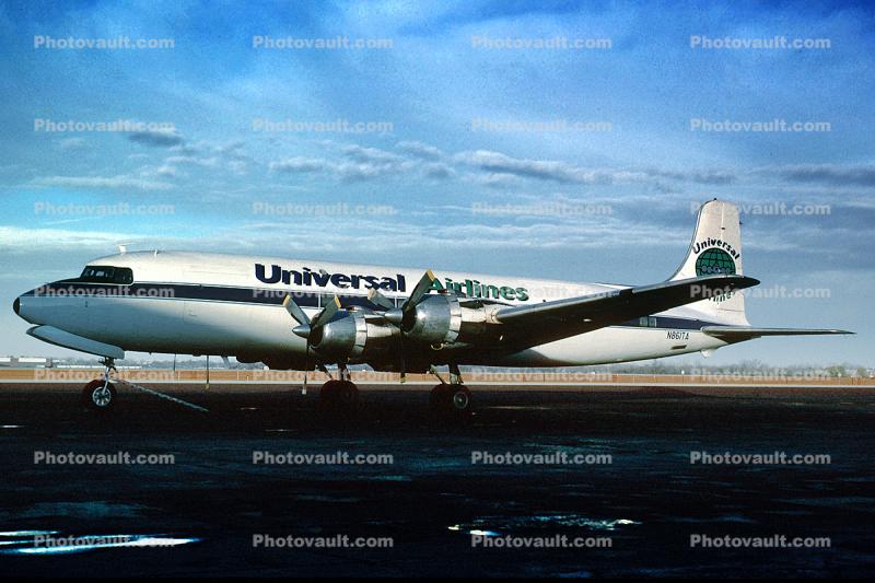 Douglas DC-6BF, N861TA, Universal Airlines, R-2800