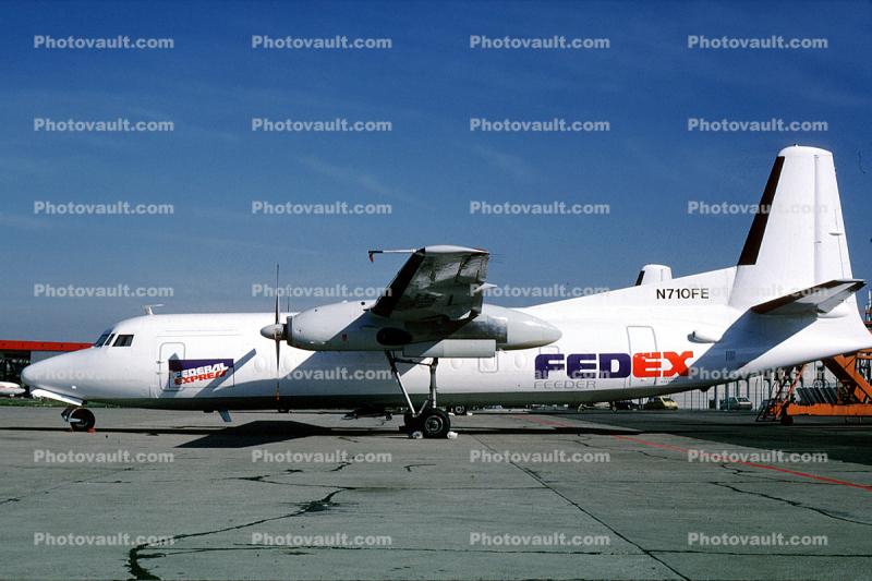 N710FE, Fokker F27-500, Federal Express