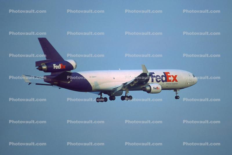 FedEx Federal Express, 7 November 2004
