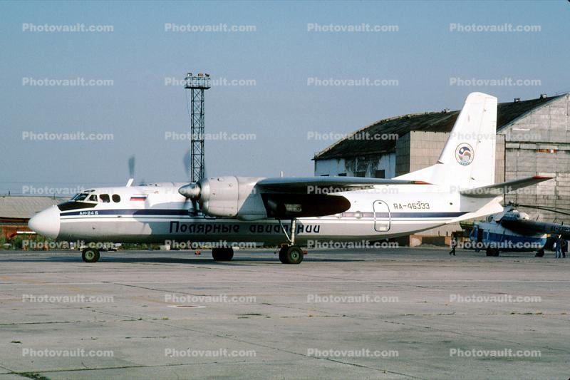 RA-4633, Polyarnye Avialinii, Antonov An-24B