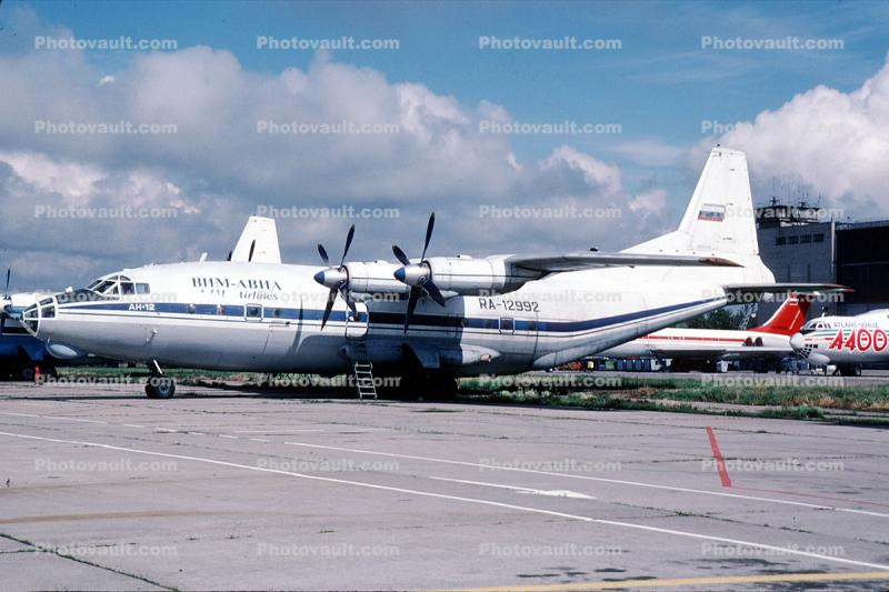 RA-12992,  VIM Airlines, Antonov An-12