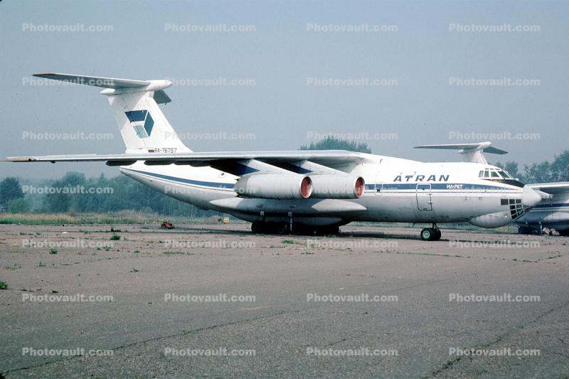 RA-76757, Atran, Ilyushin IL-76T