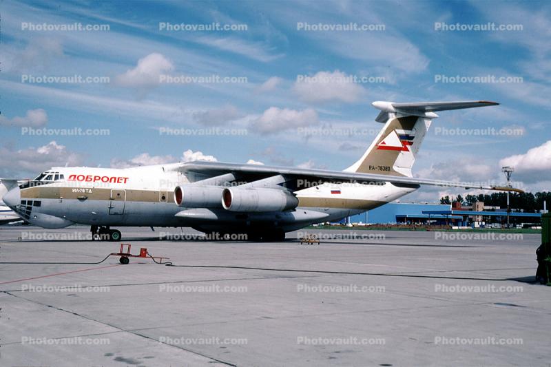 RA-76389, Dobrolet Airlines, Ilyushin IL-76TD