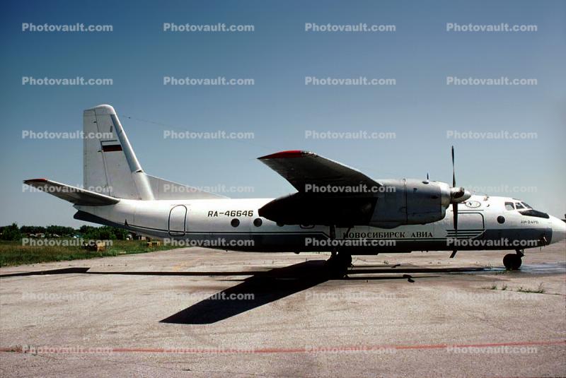 RA-46646, Antonov An-24RV