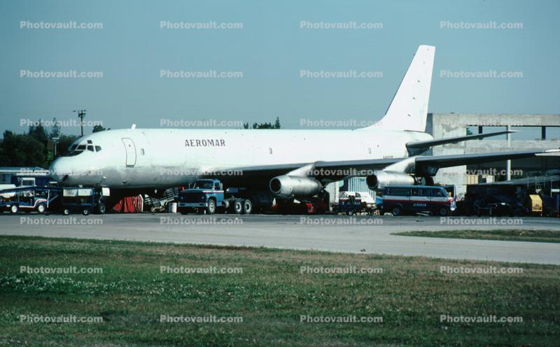Aeromar, DC-8