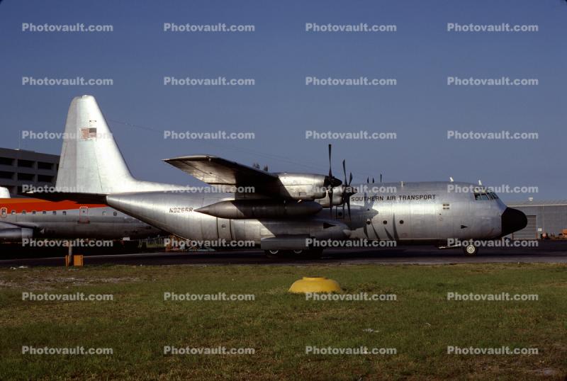 N9266R, Southern Air Transport, Lockheed L-100-20 Hercules, (L-382E)