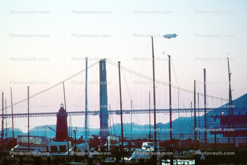 Airship Industries Skyship 500, Golden Gate Bridge, 25 October 1987