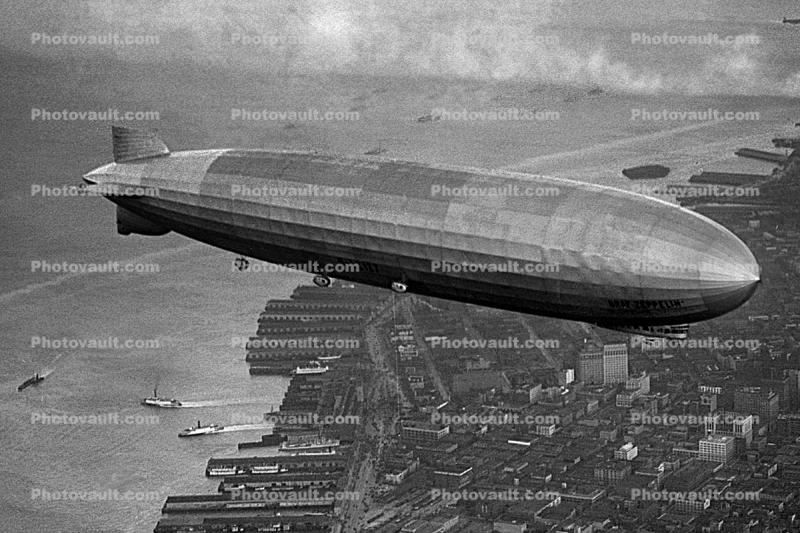 Round-the-world flight, Graf Zeppelin, flying over downtown San Francisco, Air-to-Air, LZ 127, 1929, 1920's