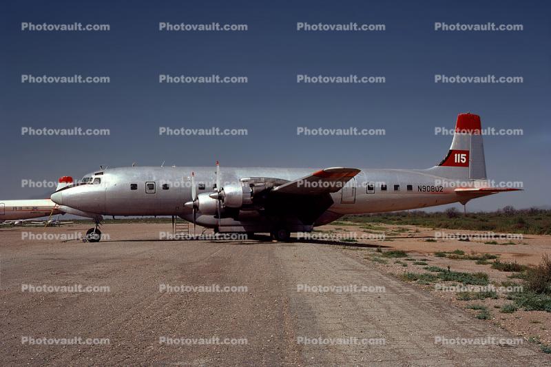 N90802, Douglas DC-7C, Firefighting Airtanker, Tanker-115