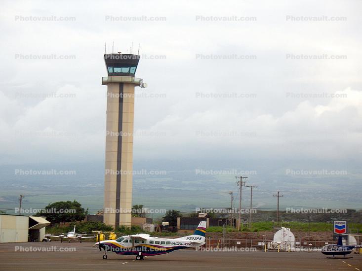 Pacific Wings, Cessna 208B Grand Caravan, Control Tower, N303PW, PT6A-114A, PT6A