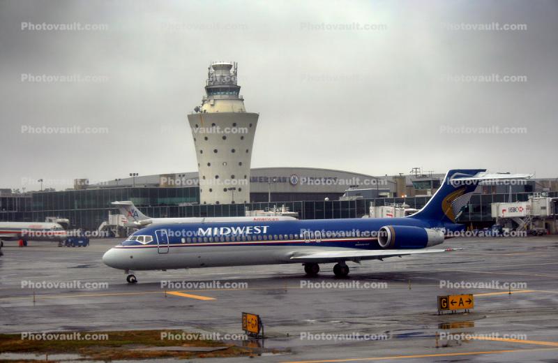 N902ME, Boeing 717-2BL, Control Tower, BR715