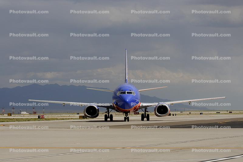 N674AA, Boeing 737-3A4, Southwest Airlines SWA, 737-300 series, CFM56