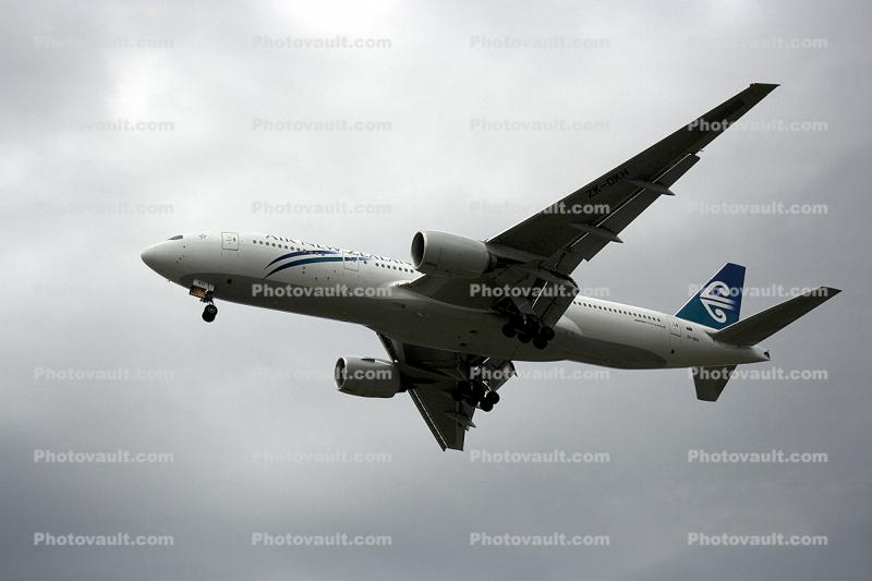 ZK-OKH, Boeing 777-219ER, 777-200ER, Air New Zealand