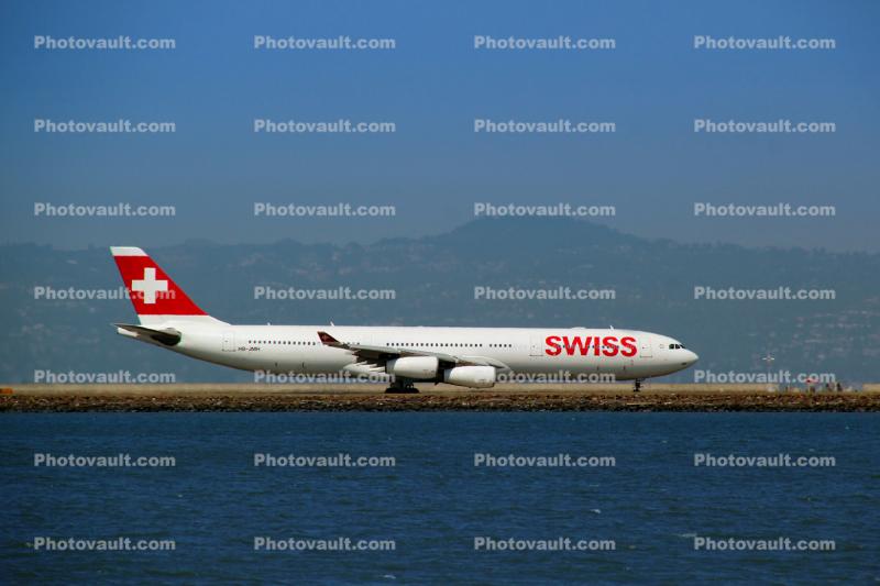 HB-JMH, Airbus A340-313X, 340-300 series, Swiss International