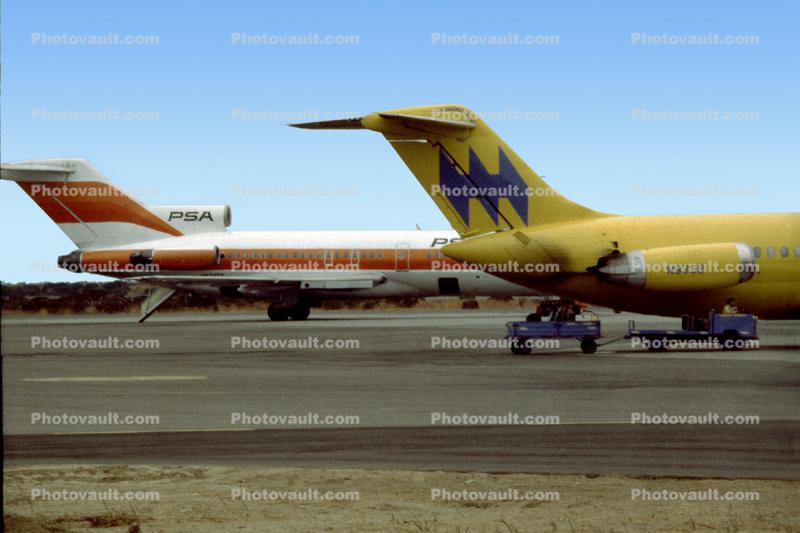 N9339, PSA, Pacific Southwest Airlines, Boeing 727, Douglas DC-9