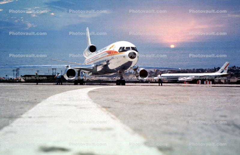 Douglas DC-10, National Airlines NAL