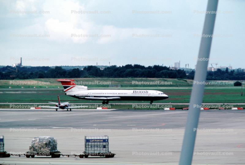 G-AWZB, Hawker Siddeley HS121 3B Trident, British Airways BAW