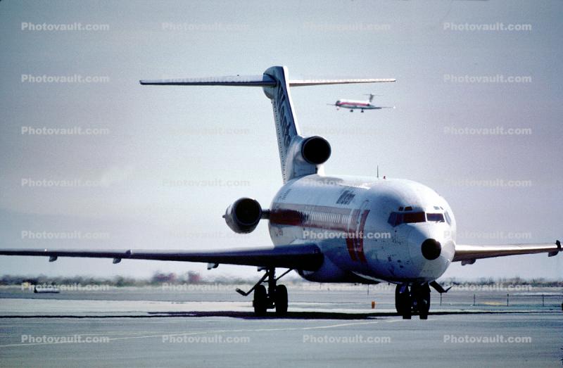 Boeing 727, Western Airlines WAL, San Francisco International Airport (SFO), JT8D
