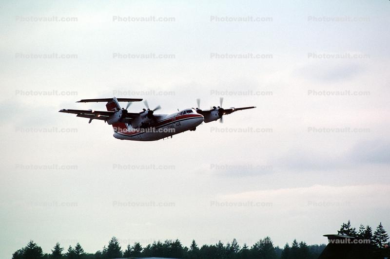 De Havilland Canada DHC-7-102 Dash 7, C-GTAD, Time Air, Abbotsford International Airport
