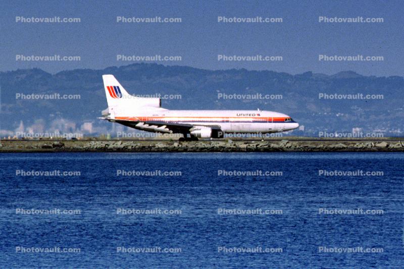United Airlines UAL, Lockheed L-1011, San Francisco International Airport (SFO)