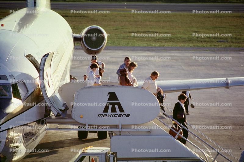 N553NA, Boeing 727-2J7, Mexicana Airlines, Cancun, Mobile Stairs, Rampstairs, ramp, JT8D-15 s3, JT8D, 727-200 series