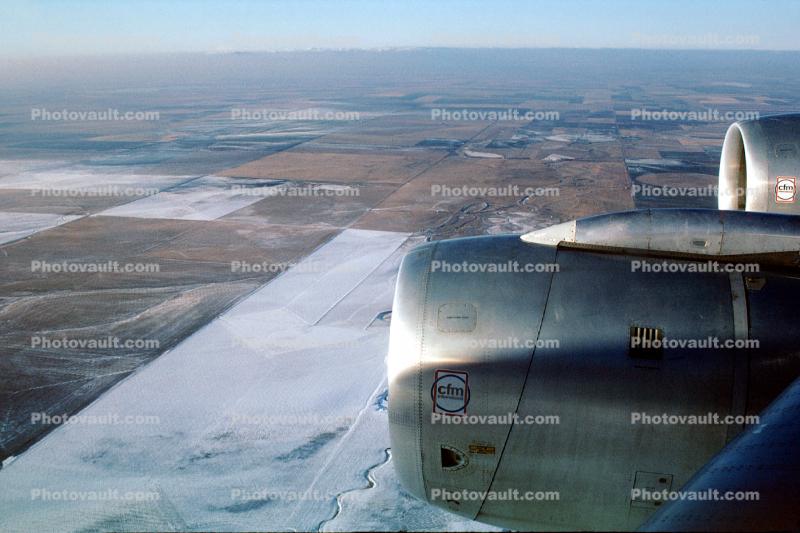 CFM-56 Fanjet Engines, Landing into the old Denver Stapleton Airport, Douglas DC-8