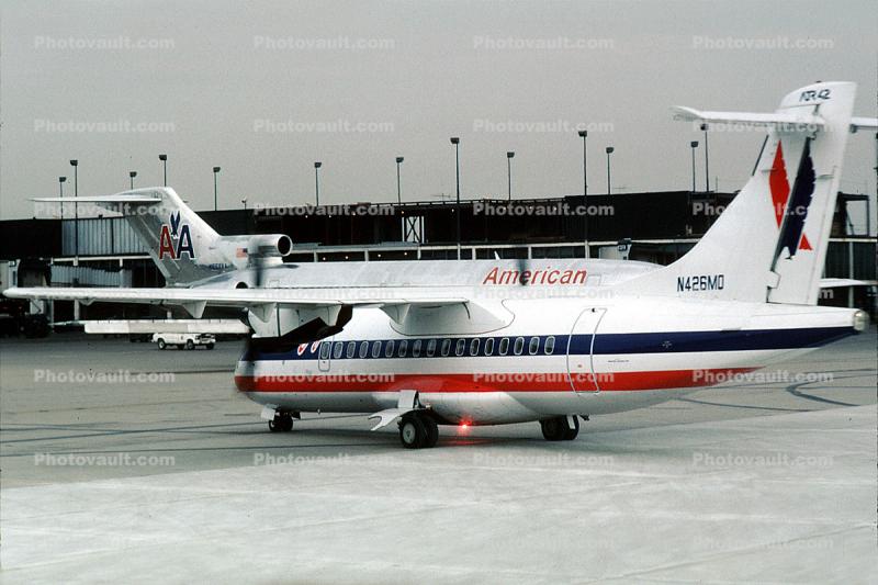 N426MO, American Eagle EGF, ATR42, ATR-42