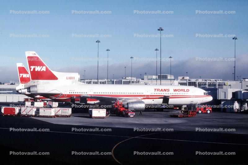 N81026, Trans World Airlines TWA, Lockheed L-1011-1, (SFO), RB211