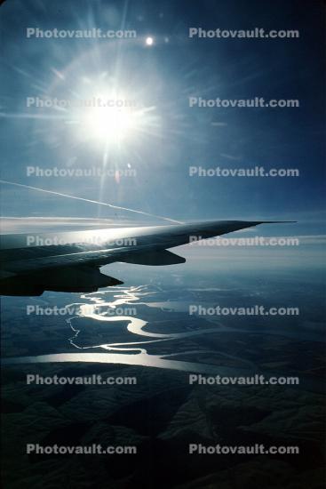 Boeing 747 Lone Wing in Flight