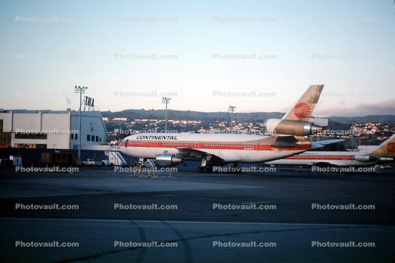 N68049, Douglas DC-10, San Francisco International Airport (SFO), Continental Airlines COA