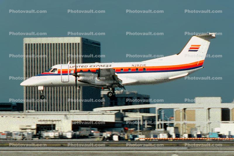 N282UE, Westair (United Express), Embraer EMB-120RT, LAX