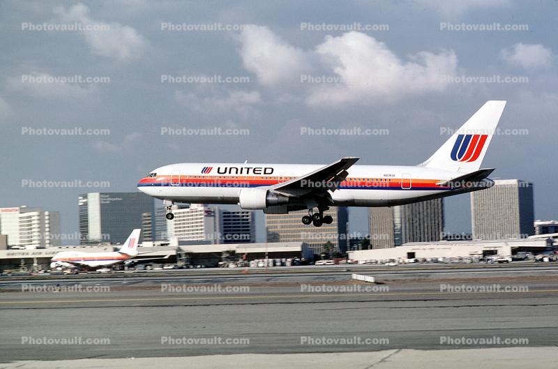 N613UA, United Airlines UAL, Boeing 767-222, (LAX), Boeing 767-200 series, JT9D-7R4D, JT9D