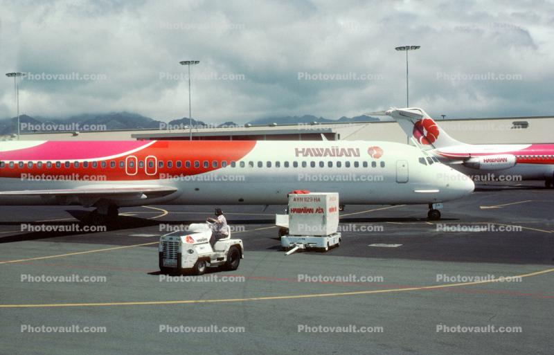 N864HA, Hawaiian Air HAL, McDonnell Douglas MD-81, JT8D-217, JT8D