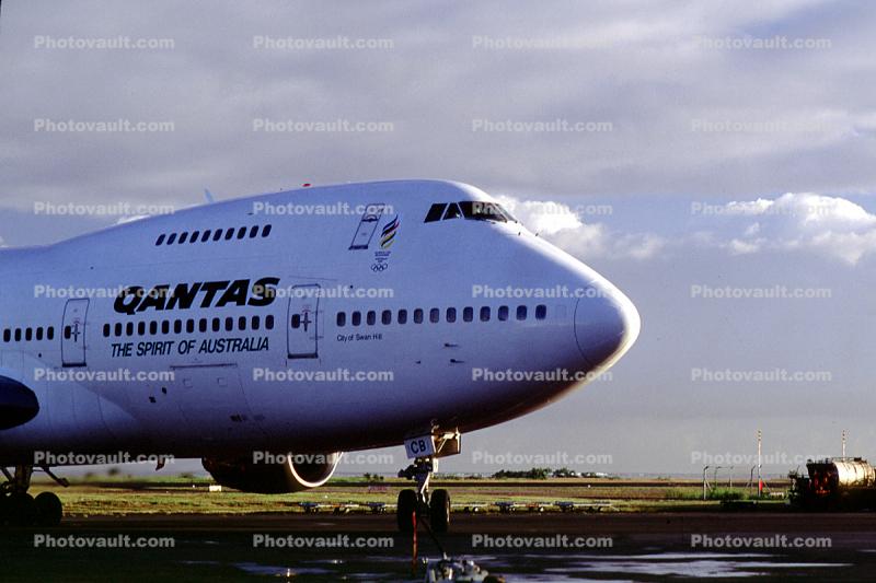 VH-ECB, Qantas Airlines, Boeing 747-238BM, "City of Swan Hill",  747-200 series, Tahiti, RB211