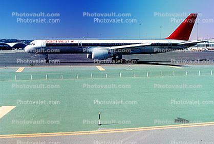 Boeing 757, San Francisco International Airport (SFO), Northwest Airlines NWA