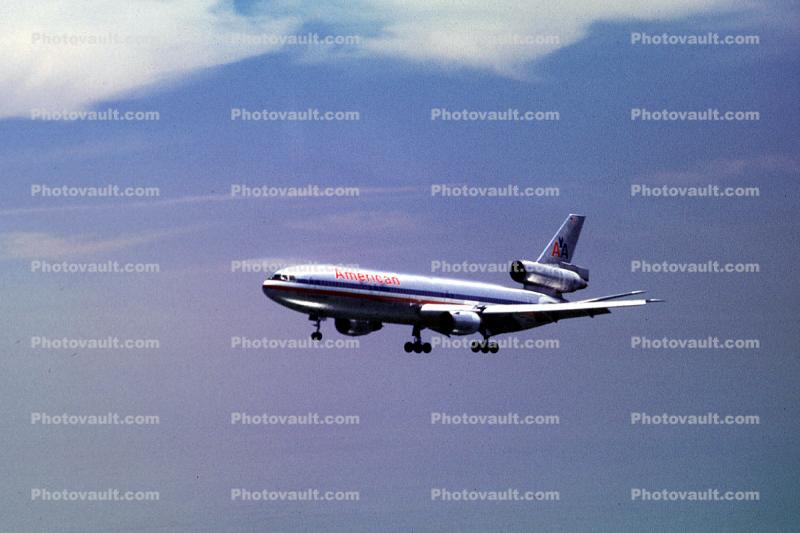American Airlines AAL, Douglas DC-10, (SFO)