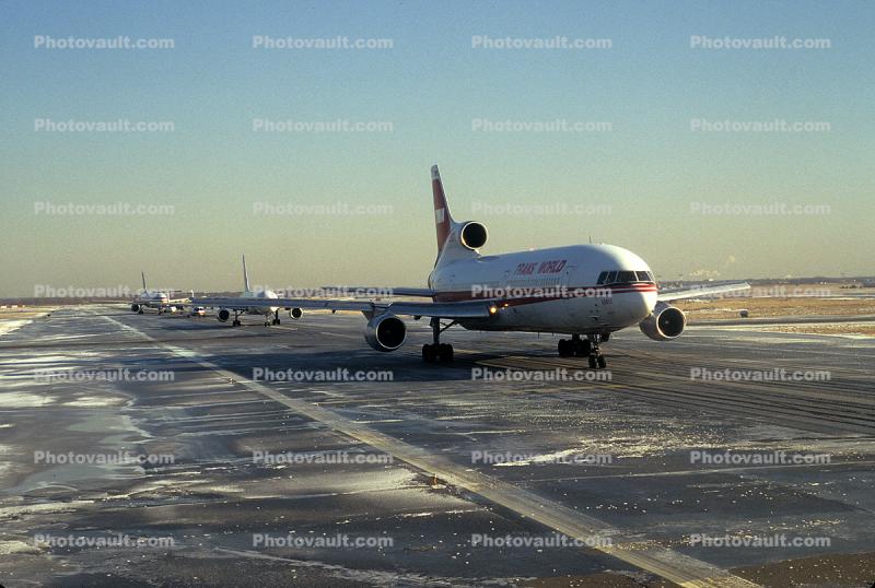 N81027, TWA, Lockheed L-1011-1, JFK, New York City, USA, RB211, 19/01/1994