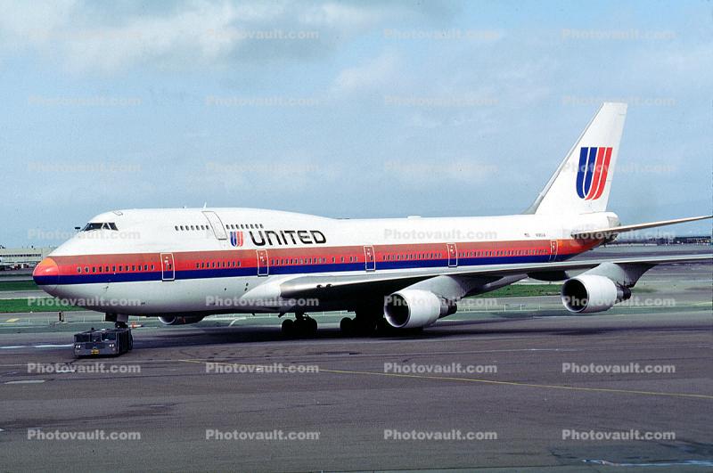 N185UA, Boeing 747-422, 747-400 series, San Francisco International Airport (SFO), PW4056, PW4000