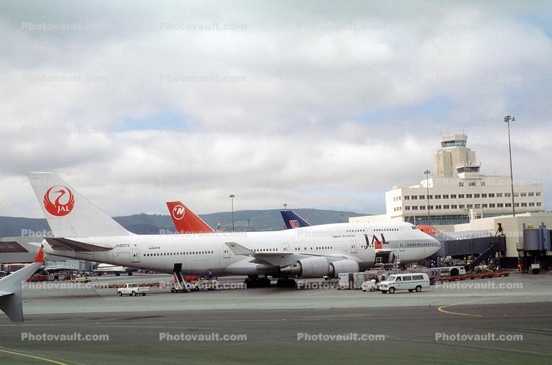 JA8073, Boeing 747-446, San Francisco International Airport (SFO), Japan Airlines JAL, 747-400 series, CF6-80C2B1F, CF6