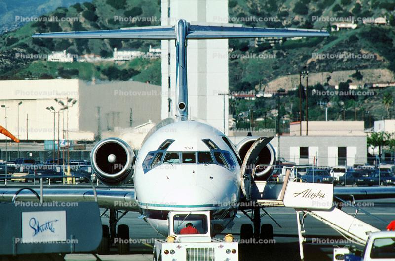 Douglas DC-9, Alaska Airlines ASA, Burbank-Glendale-Pasadena Airport (BUR)